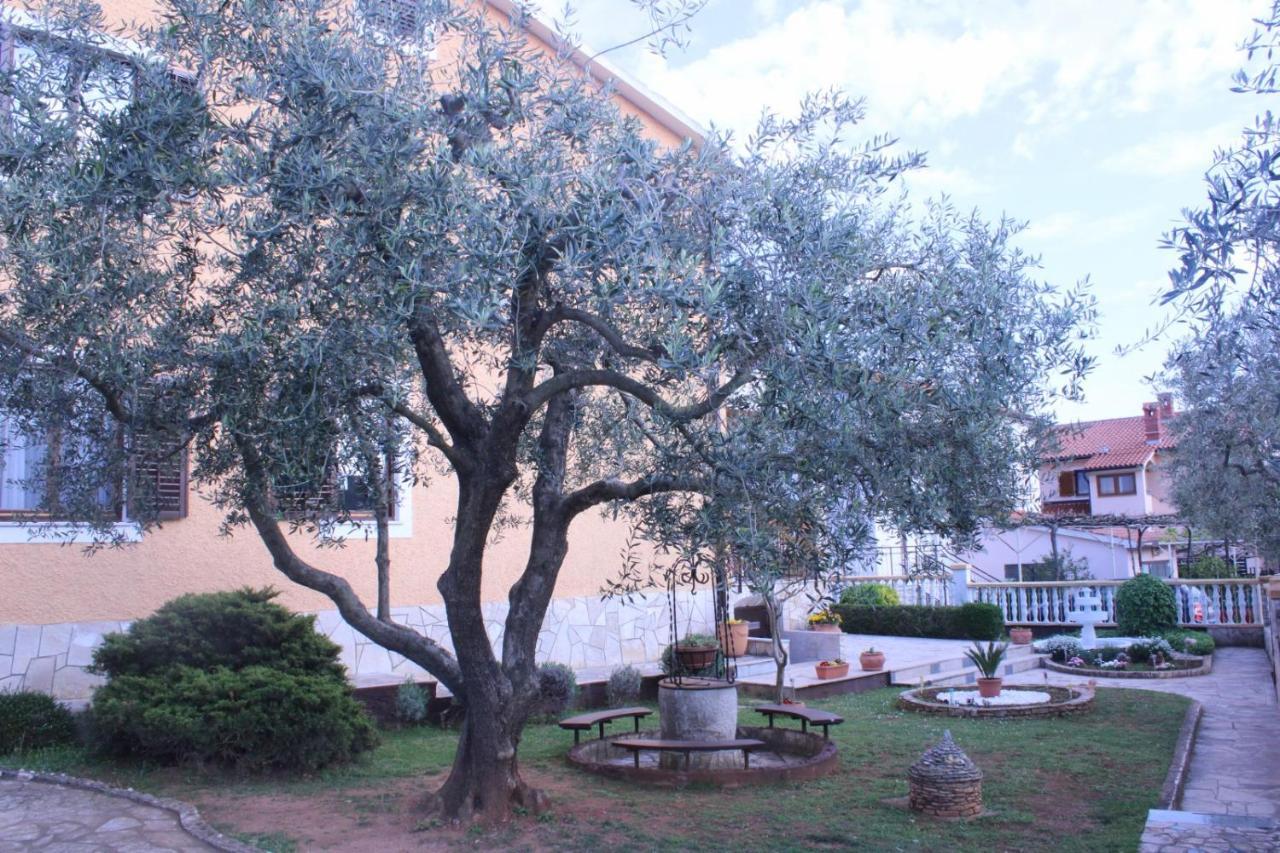 Lily'S Lovely Apartments Fažana エクステリア 写真