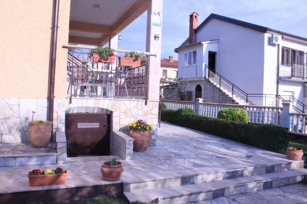 Lily'S Lovely Apartments Fažana エクステリア 写真