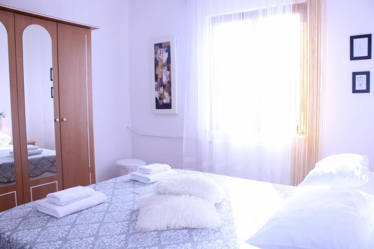 Lily'S Lovely Apartments Fažana エクステリア 写真